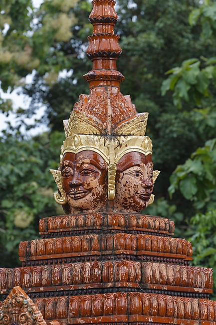 Wat Phu Khao Kaew-051